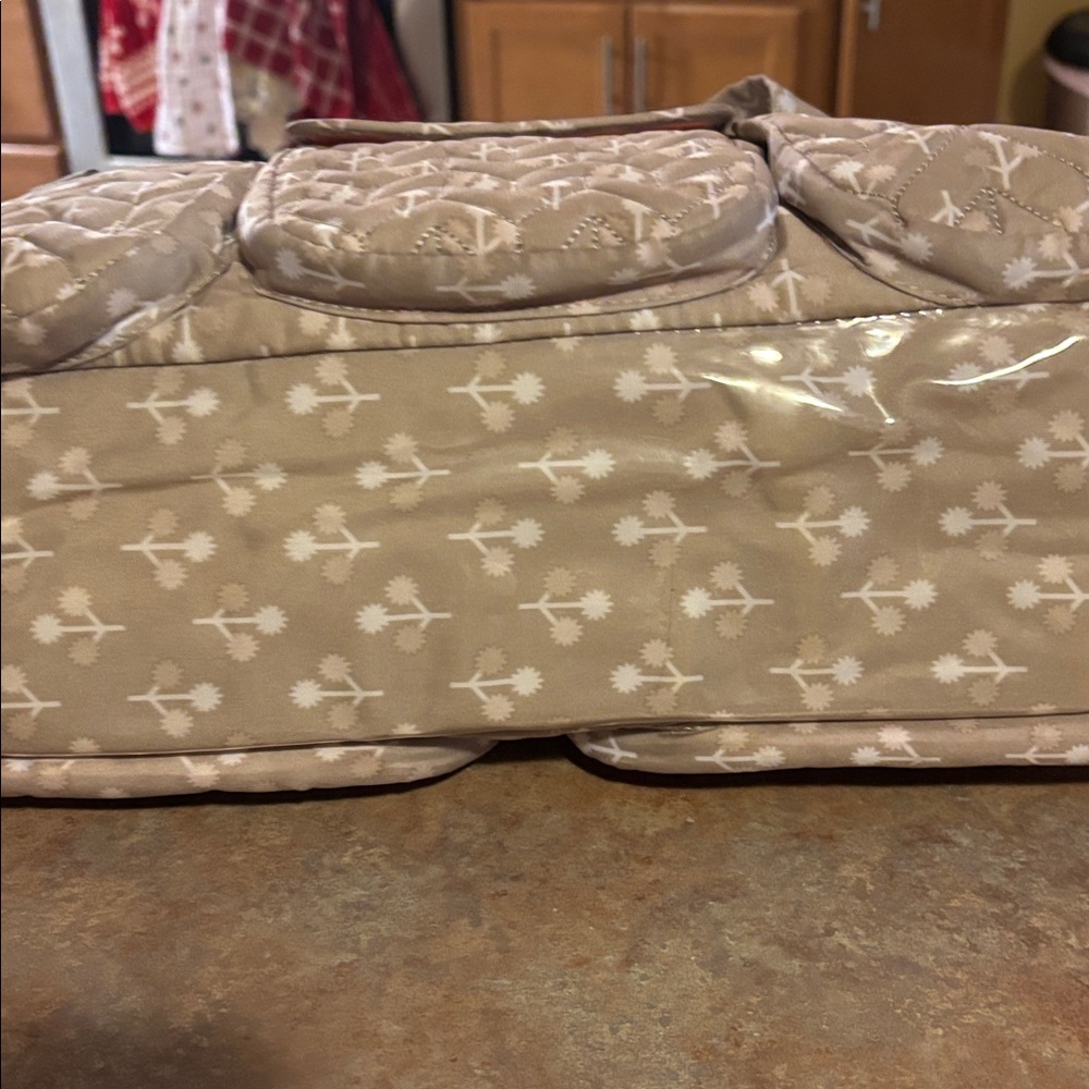 Lug Stylish Tan Quilted Women's Bag - Picture 10 of 11